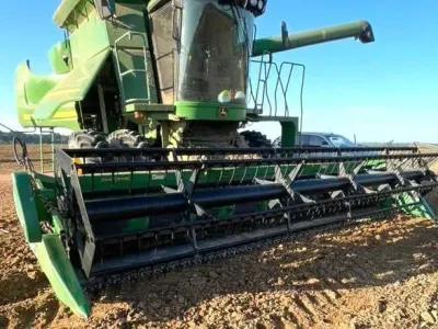 Plataforma de corte, John Deere 22 pés, Ano 2013 — foto do anúncio
