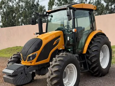 Trator Valtra A104, ano 2020