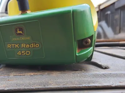 Rádio RTK 450, marca John Deere, ano 2022 — foto do anúncio