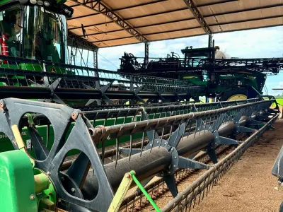 Plataforma John Deere, Draper 35 pés, Ano 2010 — foto do anúncio