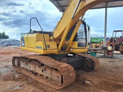 Escavadeira Komatsu, PC 200 – 21tn, Ano 2019/20 — foto do anúncio