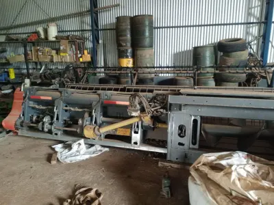 Plataforma Massey Ferguson, Draper 25 pés, Ano 2020 — foto do anúncio