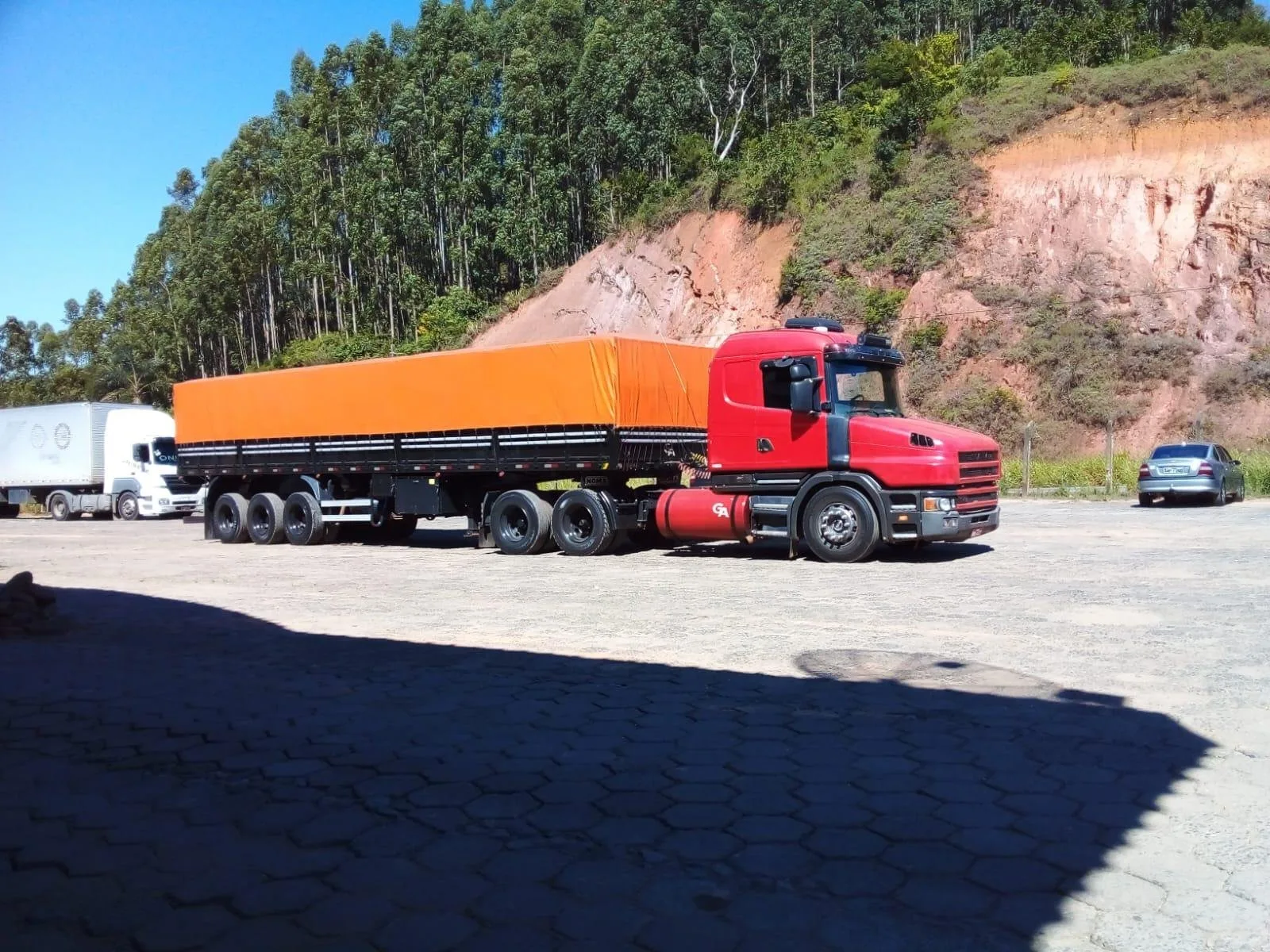 Semi-Reboque LS, Graneleiro Noma, Ano 2014, foto principal do anúncio