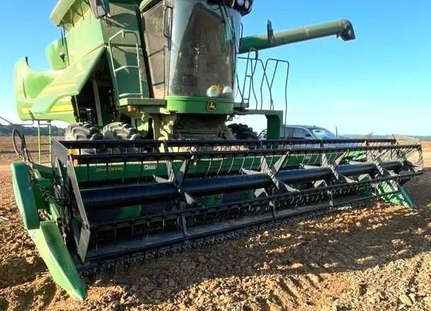 Plataforma de corte, John Deere 22 pés, Ano 2013, foto principal do anúncio