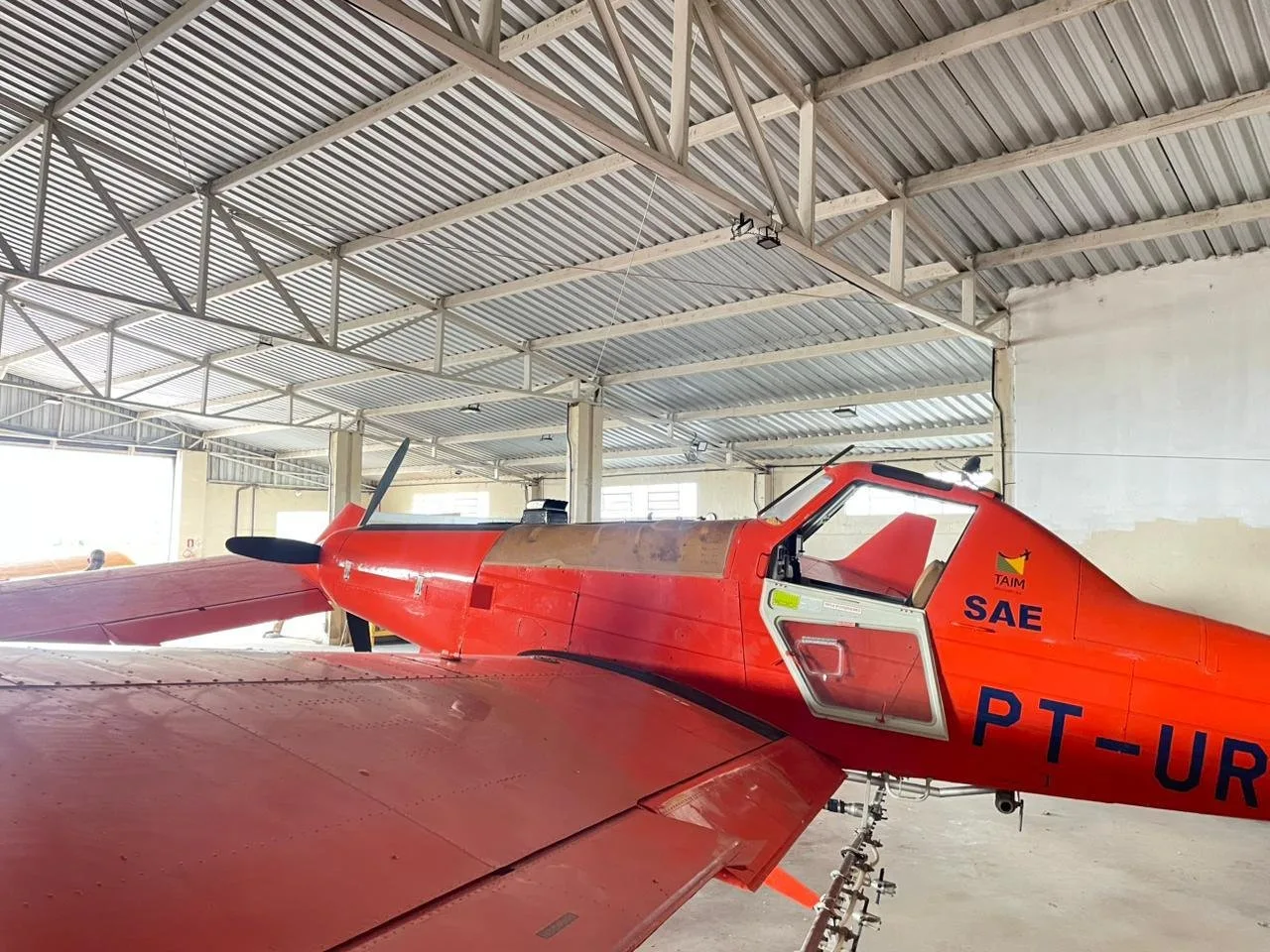 Aeronave Embraer, Ipanema EMB-202, Ano 2004, foto principal do anúncio