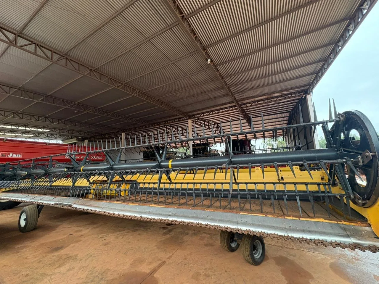 Plataforma de corte New Holland, Draper 40 pés, 880-CF40 SuperFlex, Ano 2016, foto principal do anúncio